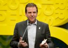Pré-candidato a governador, Paes renuncia e Cavaliere assume a Prefeitura