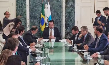 Governo do RJ assina acordo para transição da operação dos trens da SuperVia; em seis meses haverá nova concessão