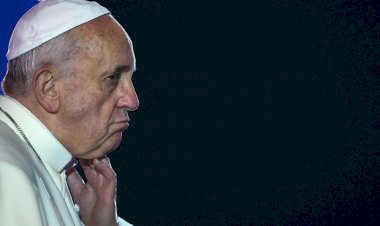 Papa Francisco chega ao 14º dia de internação para tratar pneumonia