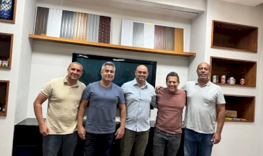 Prefeito Jonas Dico recebe o deputado federal Ricardo Abrão em agenda no gabinete