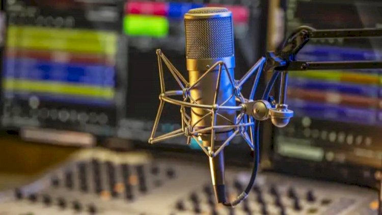Rádio faz parte do cotidiano de 79? população brasileira, diz pesquisa