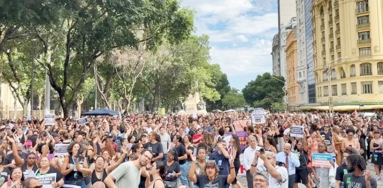 Assembleia de profissionais da educação do Rio decide início de greve na rede municipal