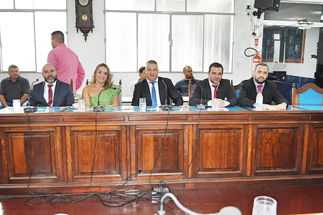 Vereador Fabiano Teixeira assume seu terceiro mandato como presidente do Legislativo sapucaiense