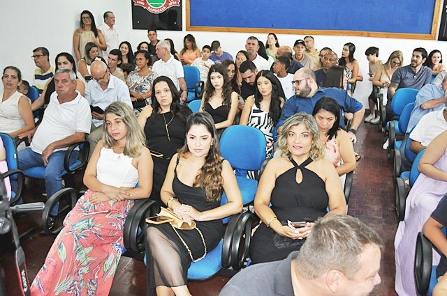 Vereador Fabiano Teixeira assume seu terceiro mandato como presidente do Legislativo sapucaiense