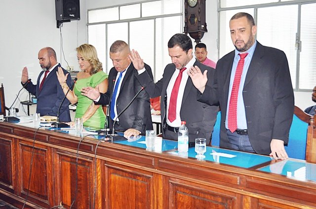 Vereador Fabiano Teixeira assume seu terceiro mandato como presidente do Legislativo sapucaiense