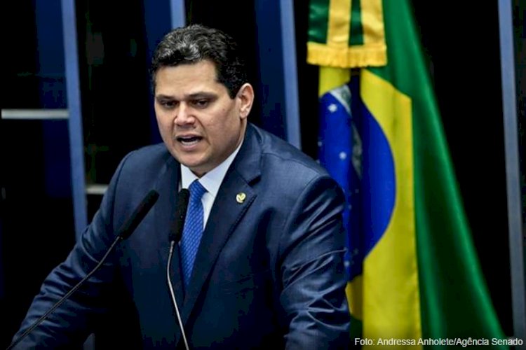 Davi Alcolumbre é Eleito Presidente do Senado com Apoio do PT e PL