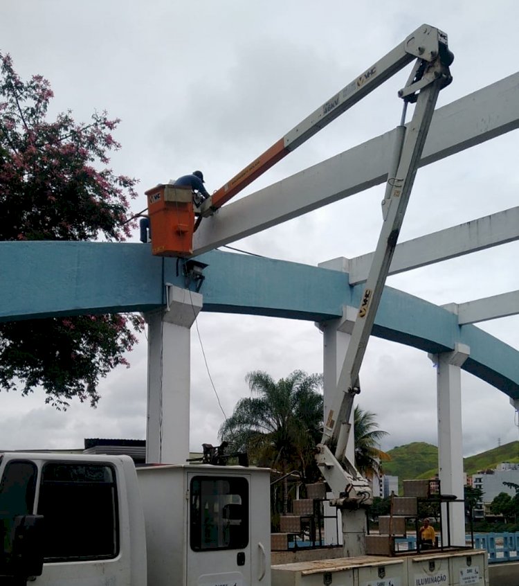 Prefeitura de Barra Mansa repõe cabos elétricos e reforça a segurança na Ponte dos Arcos